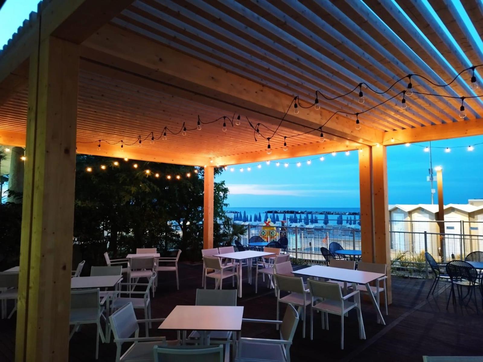 Evo Boutique Hotel & Spa Bellaria-Igea Marina Exterior foto