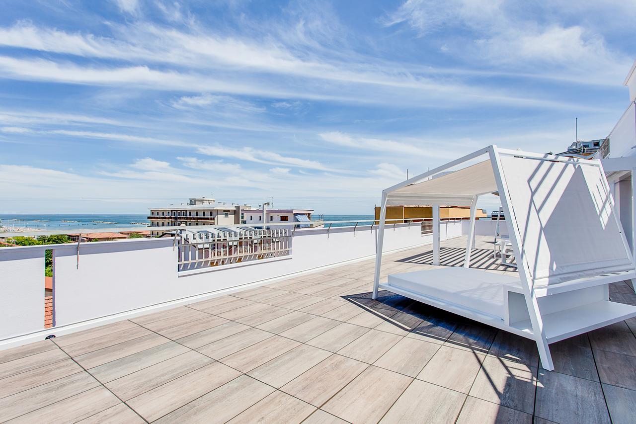 Evo Boutique Hotel & Spa Bellaria-Igea Marina Exterior foto